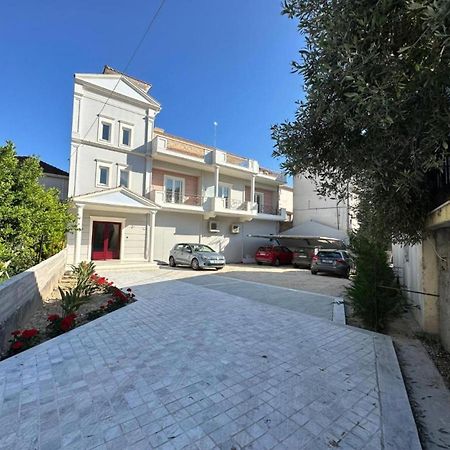 Vk Luxury Suites - Private Parking - Adults Only Нидри Экстерьер фото