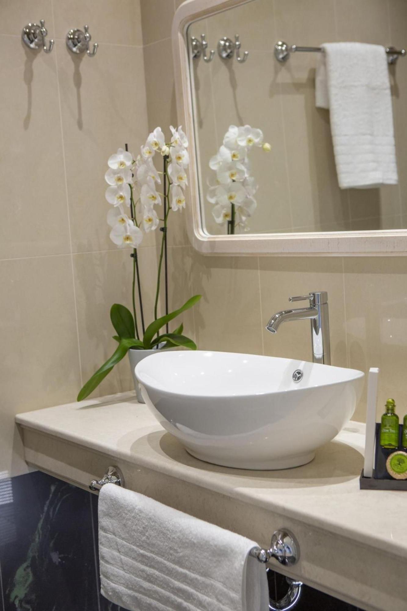 Vk Luxury Suites - Private Parking - Adults Only Нидри Экстерьер фото