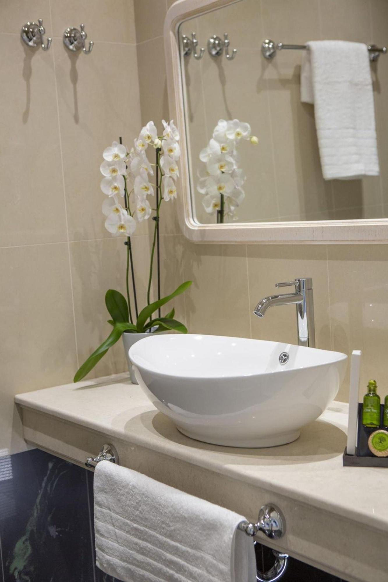 Vk Luxury Suites - Private Parking - Adults Only Нидри Экстерьер фото